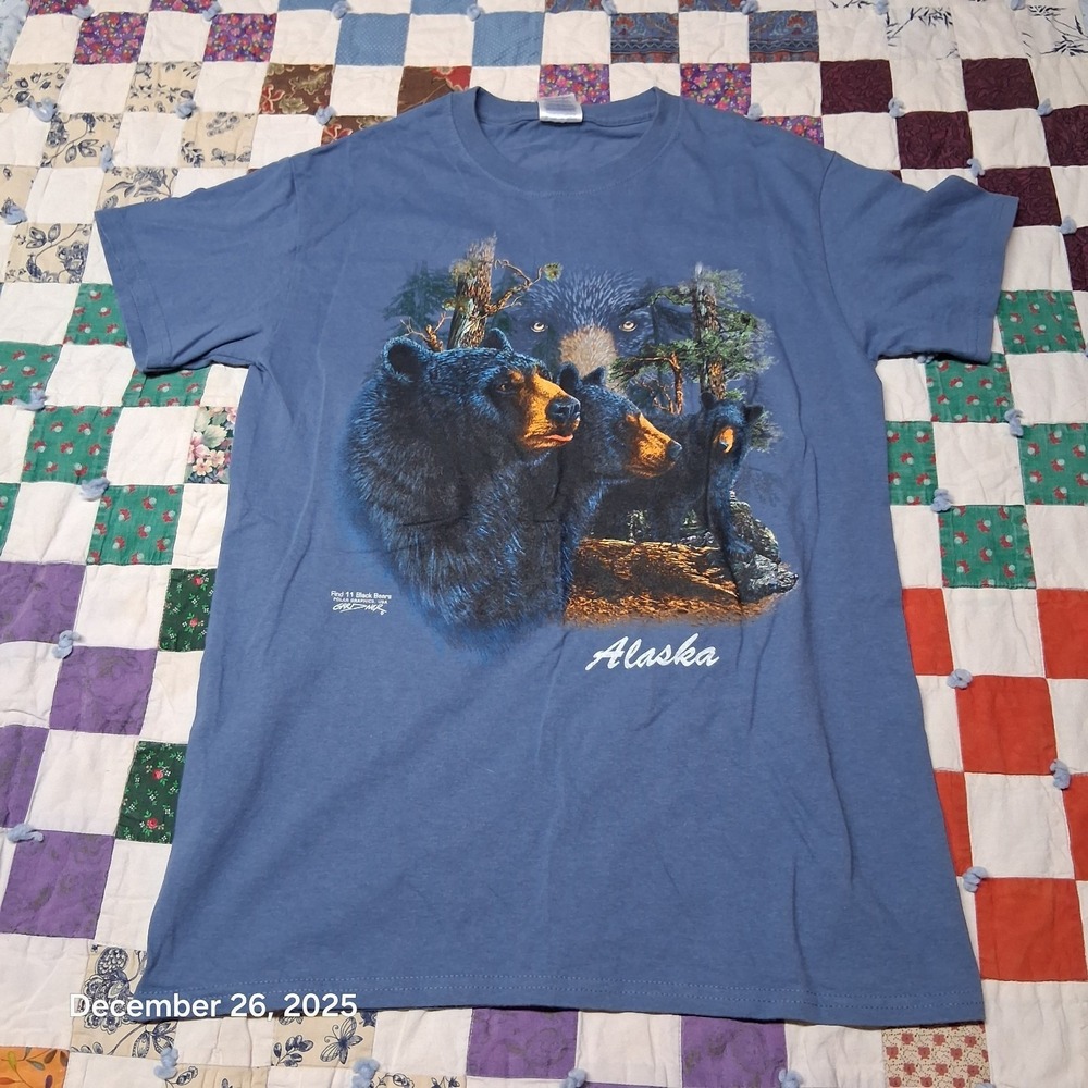 Alaska Black Bear Nature Graphic T Shirt Size Small Find 11 Hidden Polar Gardner